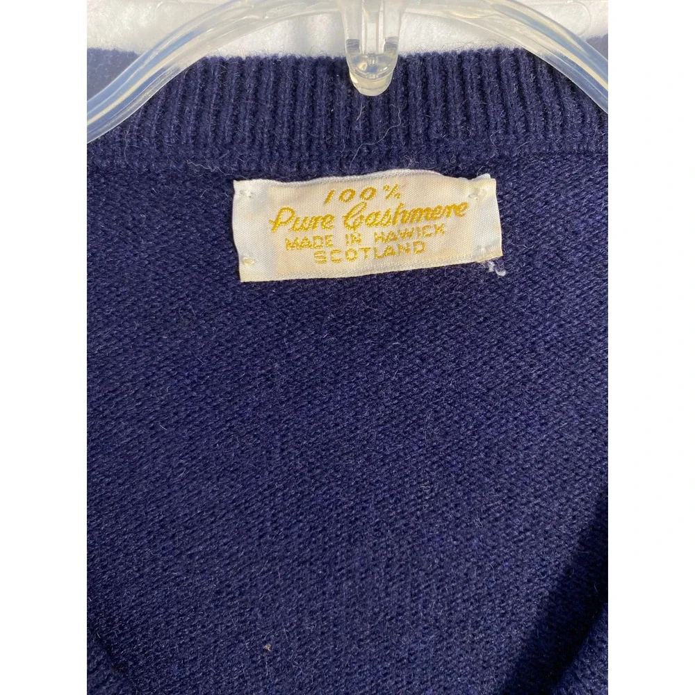 Vintage 100% Pure Cashmere V-Neck Sweater Navy Blue Made in Scotland Mens Sz M/L